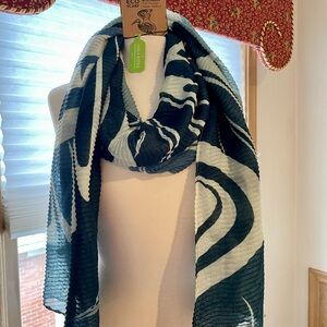 Northwest Blue Heron Eco Scarf